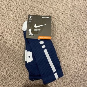 Nike elite brand new navy socks basketball